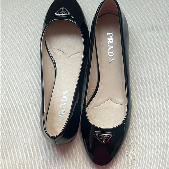 Prada Glossy Black Women's Ballet Flats - Picture 2 of 3